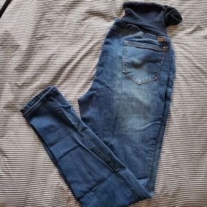 1822 Maternity Jeans